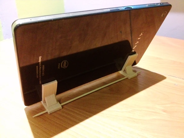 Byr 8" Windows Tablet Standı (Sadece Plastik Aparattır!!!) 3D - Resim 4