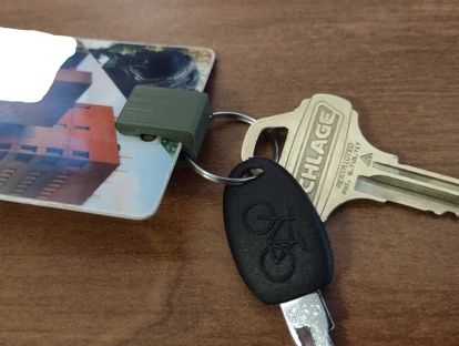 Byr Kimlik Klibi ve Anahtar Yüzük (Plastik Aparattır!!!) 3D - Resim 4