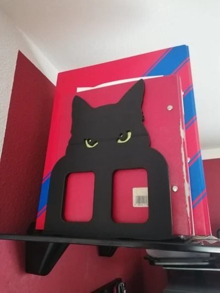 Byr kitap tutucusu "loui" (kedim) (Plastik Aparattır!!!) 3D - 3