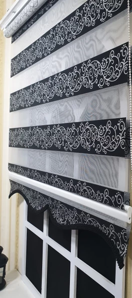 Zebra Stor Perde Siyah Sarmaşık Desen Gümüş Simli  Etek Dilimli STB9300 V 03  Siyah 70 x 200 - 1