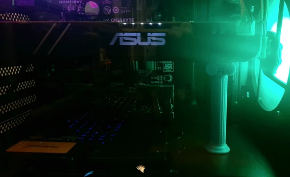 Byr Yunan Sütunu GPU Sarkma Desteği - 90mm (Sadece Plastik Aparattır!!!) 3D - 4