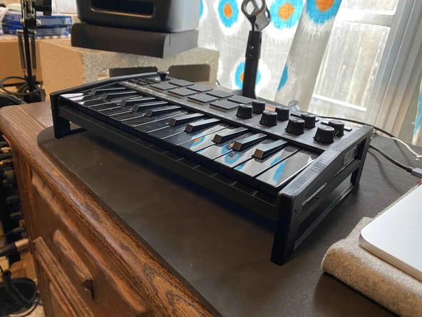 AKAI MPK Mini Klavye Standı (Plastik Aparattır!!!) - 3