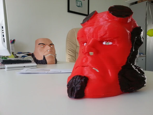 Byr HELLBOY MASKE FILAFLEX (Sadece Plastik Aparattır!!!) 3D ürün görseli
