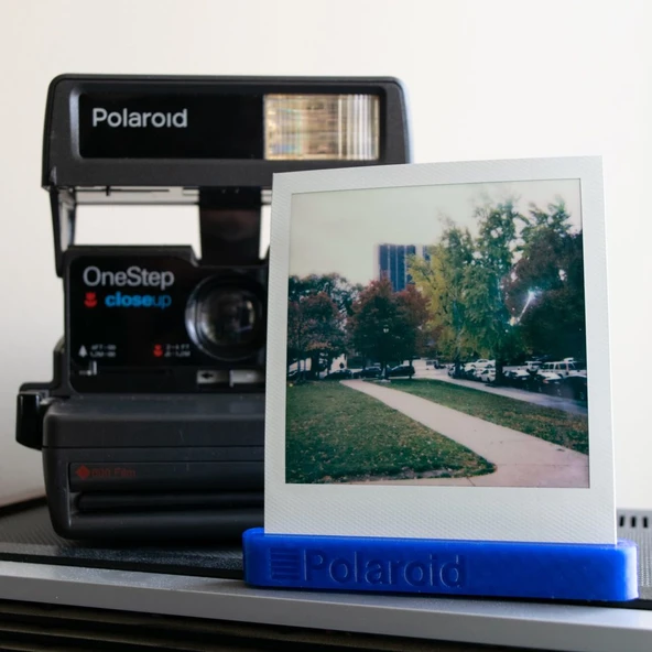 Polaroid resim standı (Plastik Aparattır!!!)