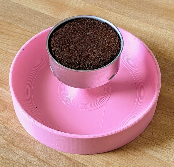 Byr Grind Catcher ile Moka Pot Kahve Filtre Tutucu (Sadece Plastik Aparattır!!!) 3D