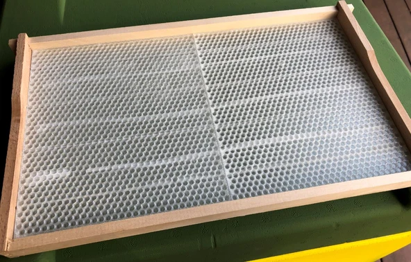 Byr DNM Mittelwand Bal Arısı Vakfı Carnica 5,55mm (Sadece Plastik Aparattır!!!) 3D - 3