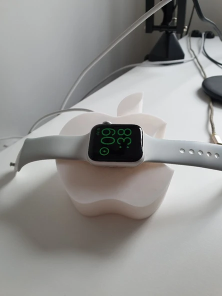 Apple Watch için Şarj Standı (Plastik Aparattır!!!)