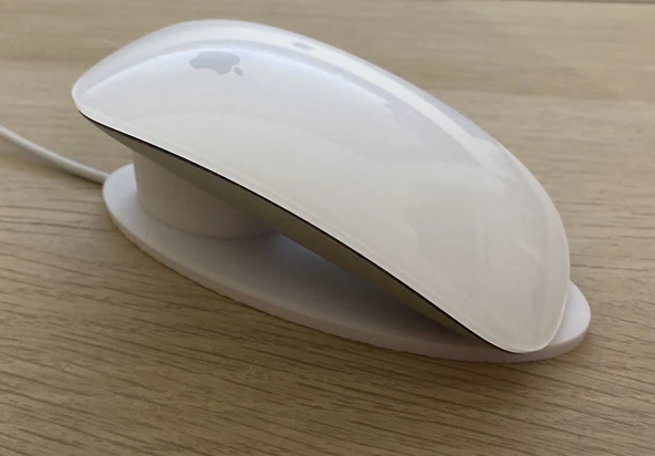Byr Magic Mouse 2 Şarj İstasyonu (Sadece Plastik Aparattır!!!) 3D - 2