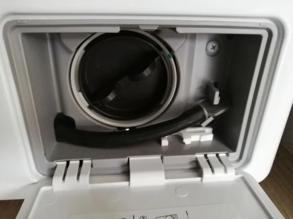 Byr LG Çamaşır Makinesi Tahliye Borusu Tutucu (Plastik Aparattır!!!) 3D - 5