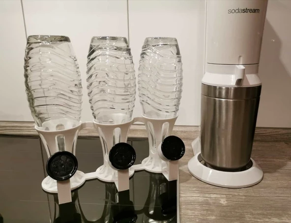 Sodastream kristal üçlü şişe standı (Plastik Aparattır!!!)