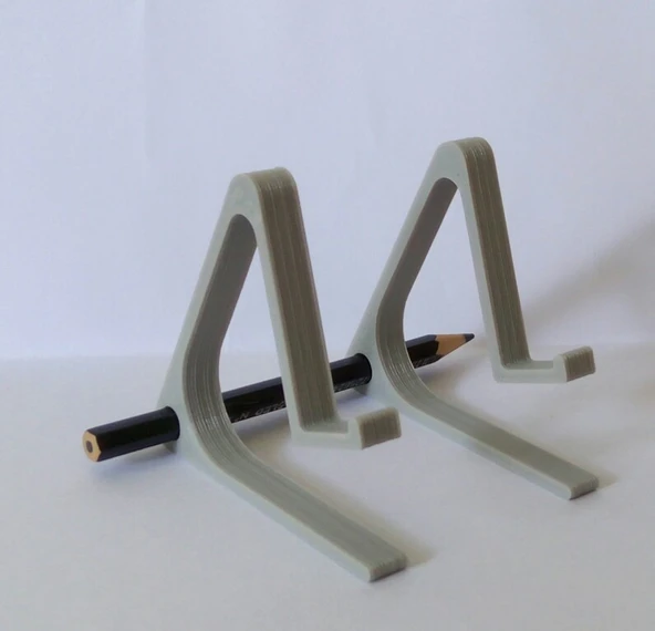 Evrensel telefon standı (Plastik Aparattır!!!)
