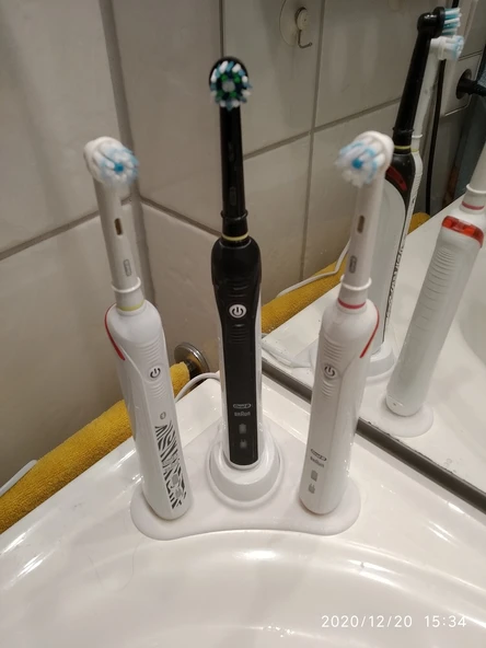 Oral-B üçlü stand (Plastik Aparattır!!!) - 4