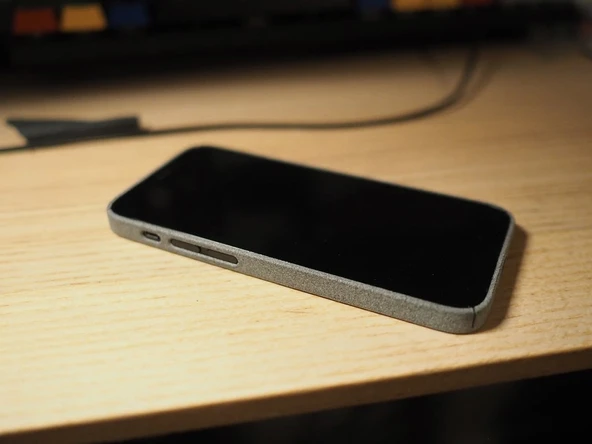 iPhone 12 mini düşük profilli kılıf (Plastik Aparattır!!!)