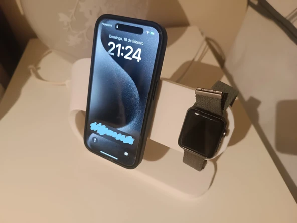 Byr Apple iPhone Magsafe ve Apple Watch Şarj Standı (Sadece Plastik Aparattır!!!) 3D - Resim 3