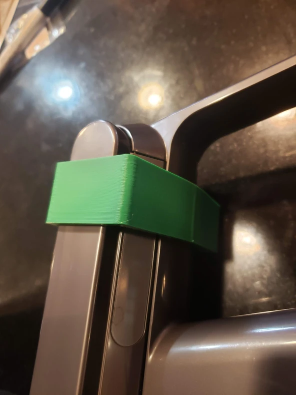 Byr Dyson V10 pil kelepçesi (Sadece Plastik Aparattır!!!) 3D - Resim 4