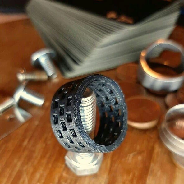 Byr Satranç tahtası desenli yüzük (Plastik Aparattır!!!) 3D - Resim 4