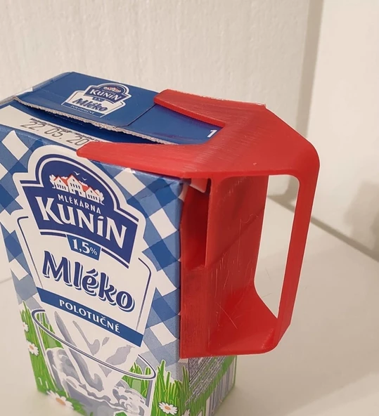 Byr Süt kutusu tutucu (Sadece Plastik Aparattır!!!) 3D