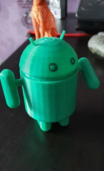 Hareketli kolları olan Android "Droid" robot kutusu (Plastik Aparattır!!!)