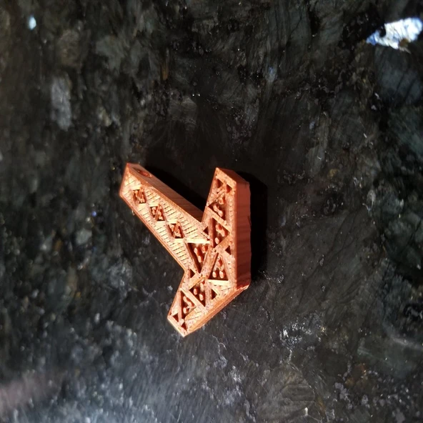 Üçgenli Thor Çekiç (Plastik Aparattır!!!)