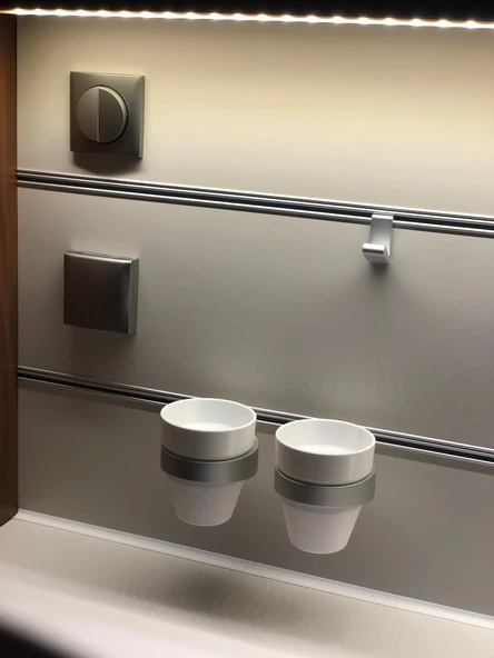 Byr Fendt Caravan için diş fırçası kupası (Sadece Plastik Aparattır!!!) 3D - 3