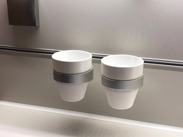 Byr Fendt Caravan için diş fırçası kupası (Sadece Plastik Aparattır!!!) 3D - 2