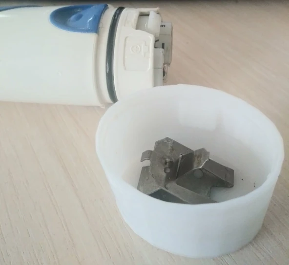 Oral B elektrikli diş fırçası pil yuvası kapağı v2 (Plastik Aparattır!!!)