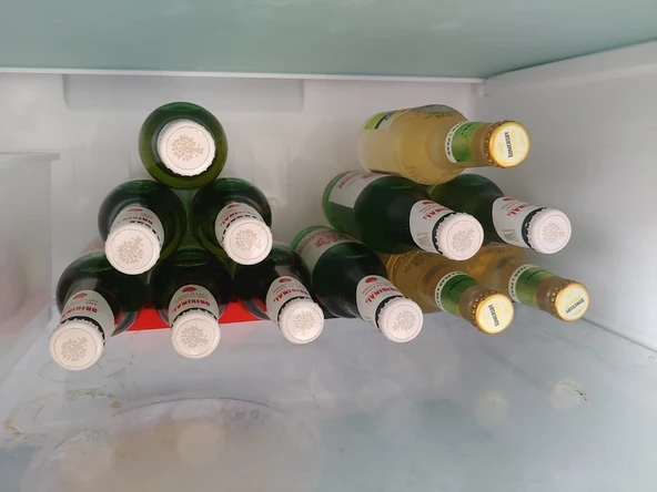 Bira şişesi rafı (Plastik Aparattır!!!)