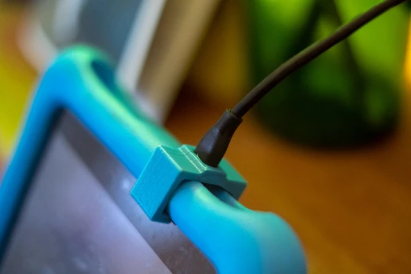 Kindle Fire kablo tahliye USB'si (Plastik Aparattır!!!)