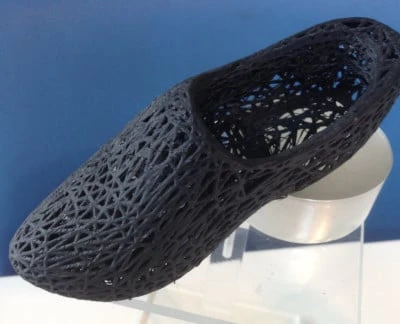 Byr Ahşap Ayakkabı Voronoi Stili (Plastik Aparattır!!!) 3D - 3