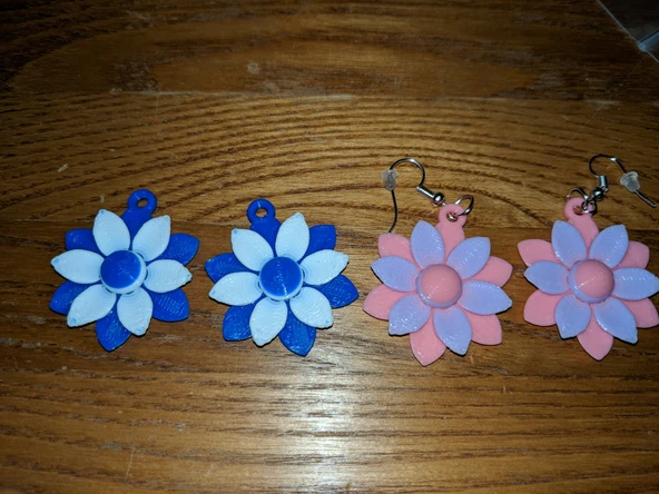 Byr 3 Katlı Çiçek Küpe (Plastik Aparattır!!!) 3D - 5