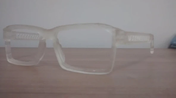 Bre'nin gözlüğü var mı? (Plastik Aparattır!!!) - 2