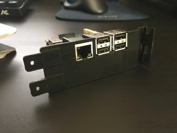 Raspberry Pi PC Braketi USB (Plastik Aparattır!!!)
