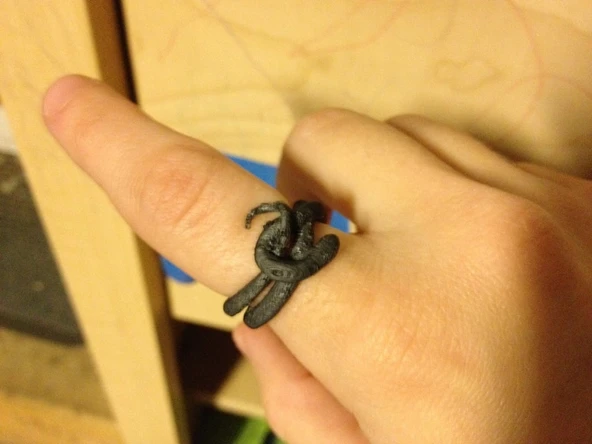 Byr Sarmal Yılan Yüzük (Plastik Aparattır!!!) 3D ürün görseli