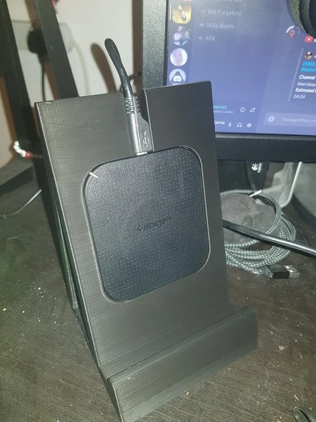 Spigen Kablosuz Şarj Standı (Plastik Aparattır!!!)