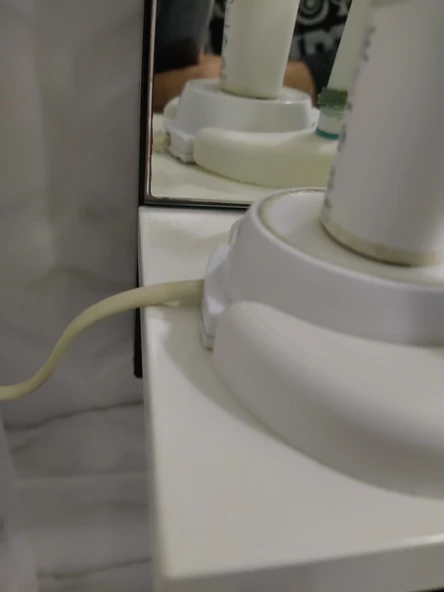 Oral-B diş fırçası tutucusu (Plastik Aparattır!!!) - 4