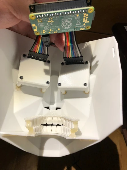 Byr Hareketli gözlerle maskeye dişler eklendi (Sadece Plastik Aparattır!!!) 3D - Resim 3