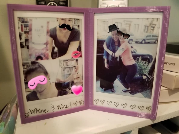 Instax Mini Çift Fotoğraf Çerçevesi (Plastik Aparattır!!!)