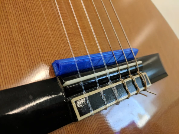 Klasik Gitar Teli Susturma (Plastik Aparattır!!!) - 2