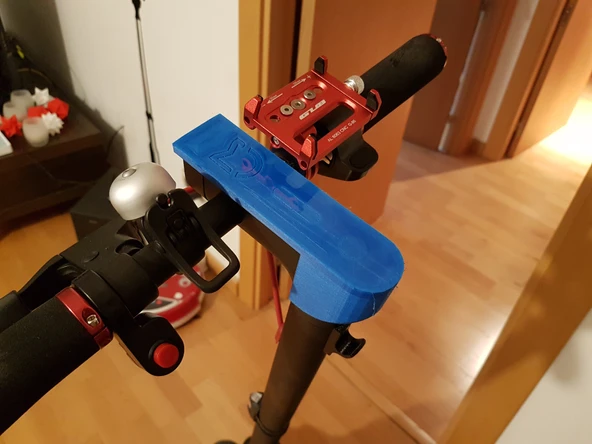 Çocuklar için Xiaomi Mijia M365 koruyucu (esnek) (Plastik Aparattır!!!) - 4