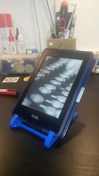 Paperwhite için Kapaklı Kindle Standı (Plastik Aparattır!!!)