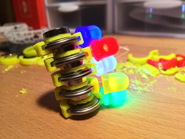 LED Fırlatıcı (Plastik Aparattır!!!)