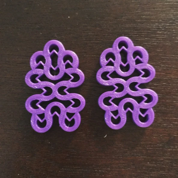 Byr Çeyrek Delikli Küpe (Plastik Aparattır!!!) 3D