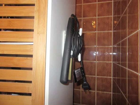 Byr Evrensel duvara monte Saç düzleştirici (Sadece Plastik Aparattır!!!) 3D