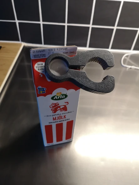 Byr Süt şişesi kapağı açıcı (Sadece Plastik Aparattır!!!) 3D - 3