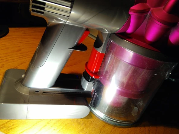 Byr Dyson V6 Motorhead Bin Güvenlik Klibi (Plastik Aparattır!!!) 3D - 1