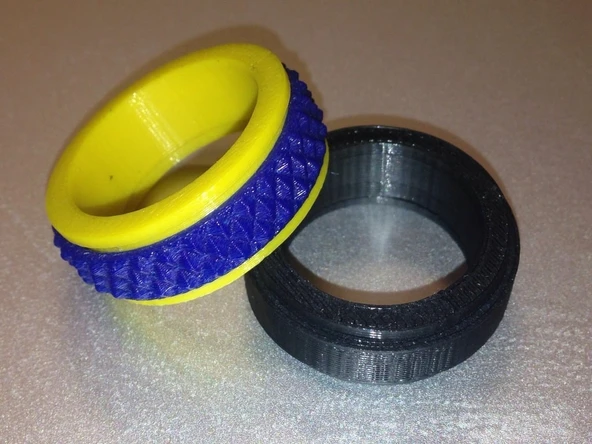 Kişiselleştirilebilir Fidget Spinner Yüzük (Plastik Aparattır!!!)