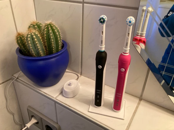 Oral-B Diş Fırçası Standı (Plastik Aparattır!!!) - 4