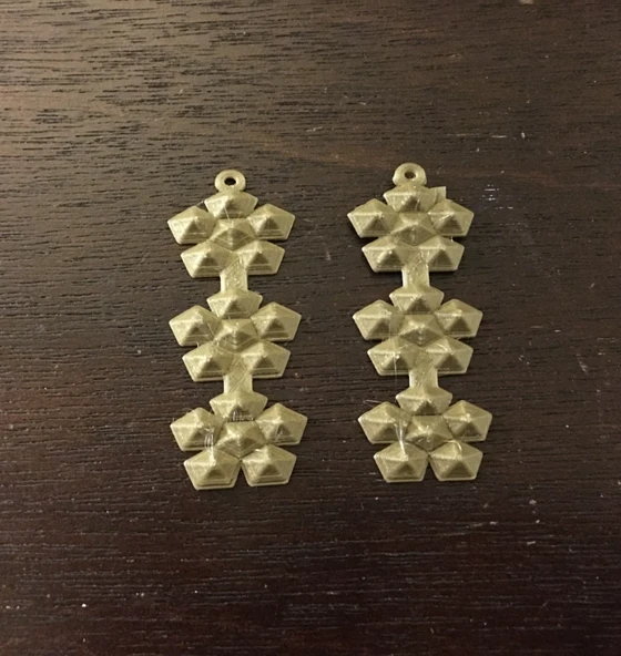 Byr Pırlanta Çiçek Küpe (Plastik Aparattır!!!) 3D - 2