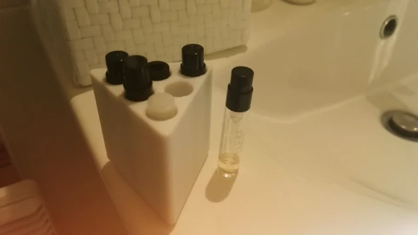 Byr Parfüm numunesi için saklama kutusu (6 yuva) (Plastik Aparattır!!!) 3D - 2