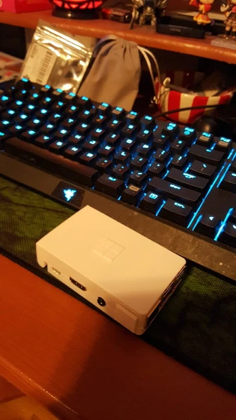 Byr Raspberry Pi 3 Kasası Windows 10 (Sadece Plastik Aparattır!!!) 3D - 3